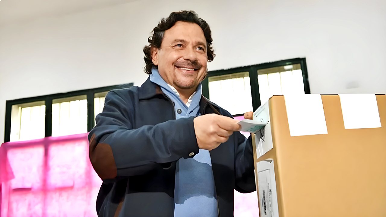 Governor Gustavo Sáenz